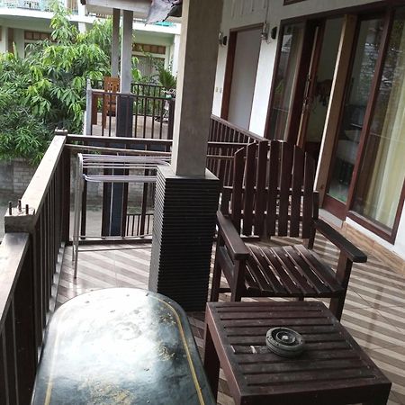 Kri Homestay Kuta  Ngoại thất bức ảnh