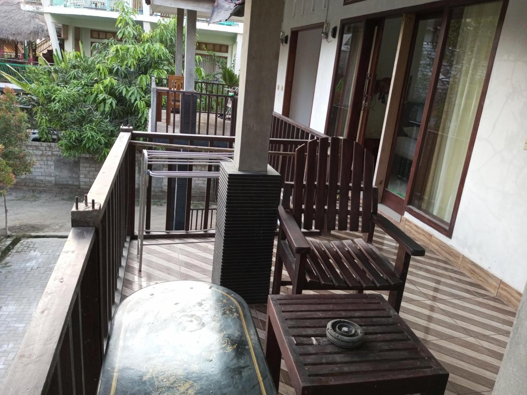 Kri Homestay Kuta  Ngoại thất bức ảnh