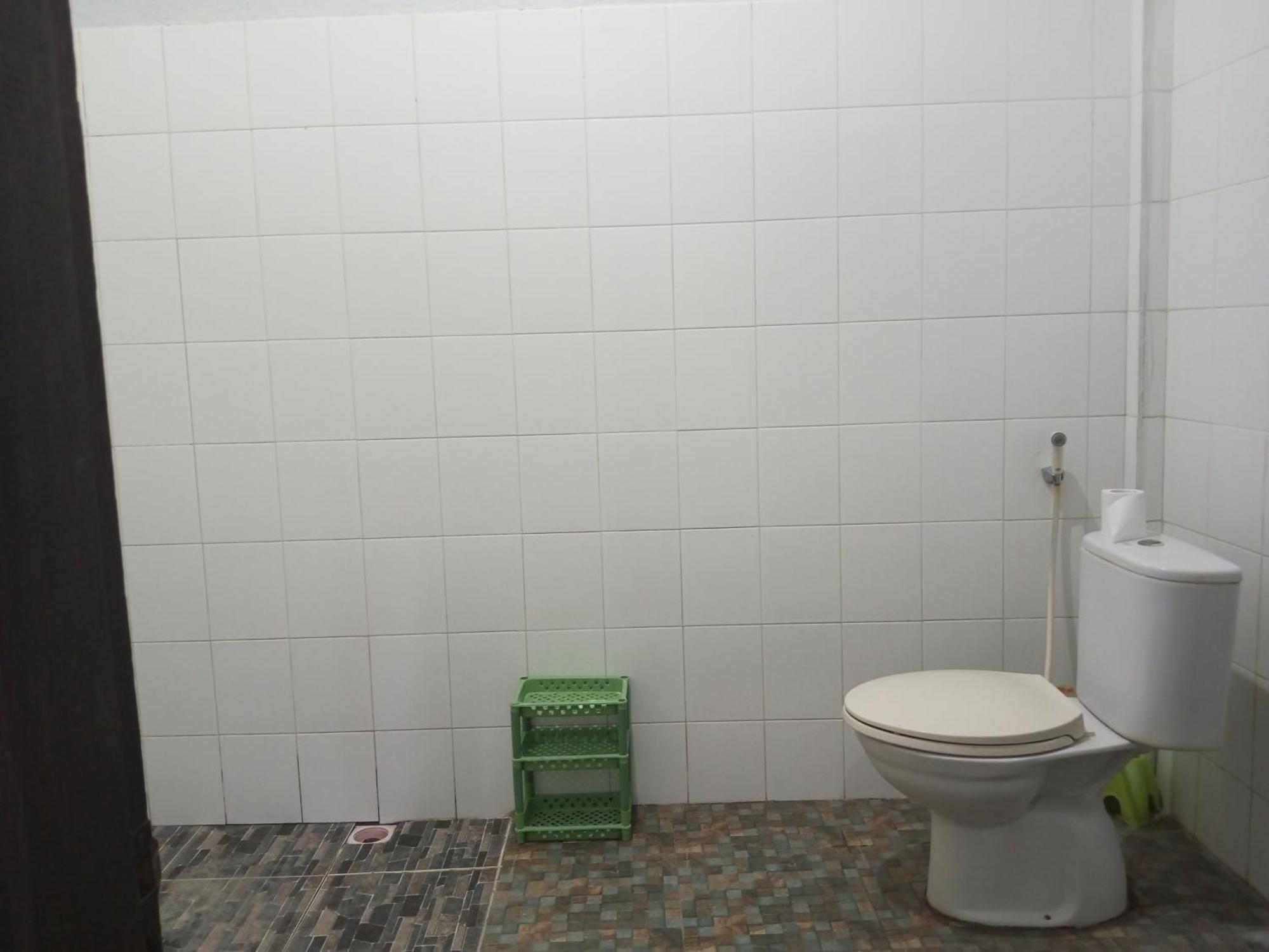 Kri Homestay Kuta  Phòng bức ảnh