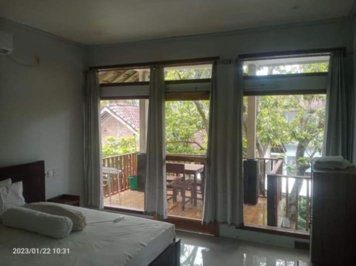 Kri Homestay Kuta  Ngoại thất bức ảnh