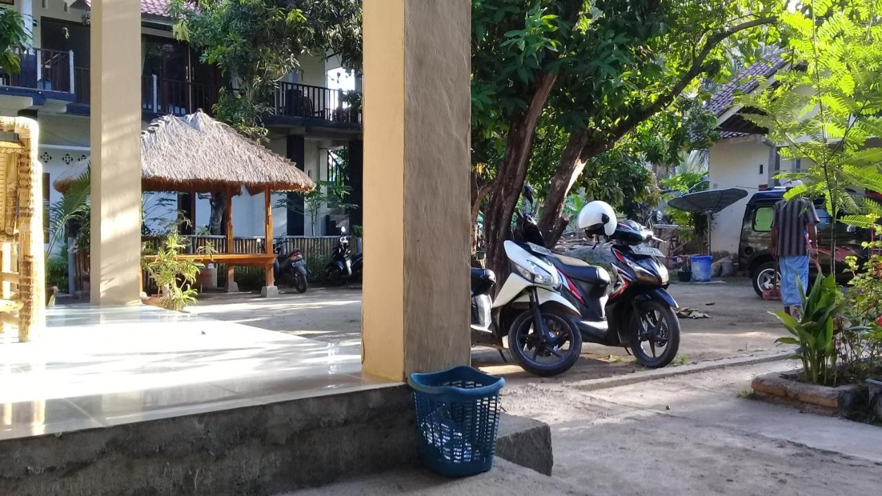 Kri Homestay Kuta  Ngoại thất bức ảnh